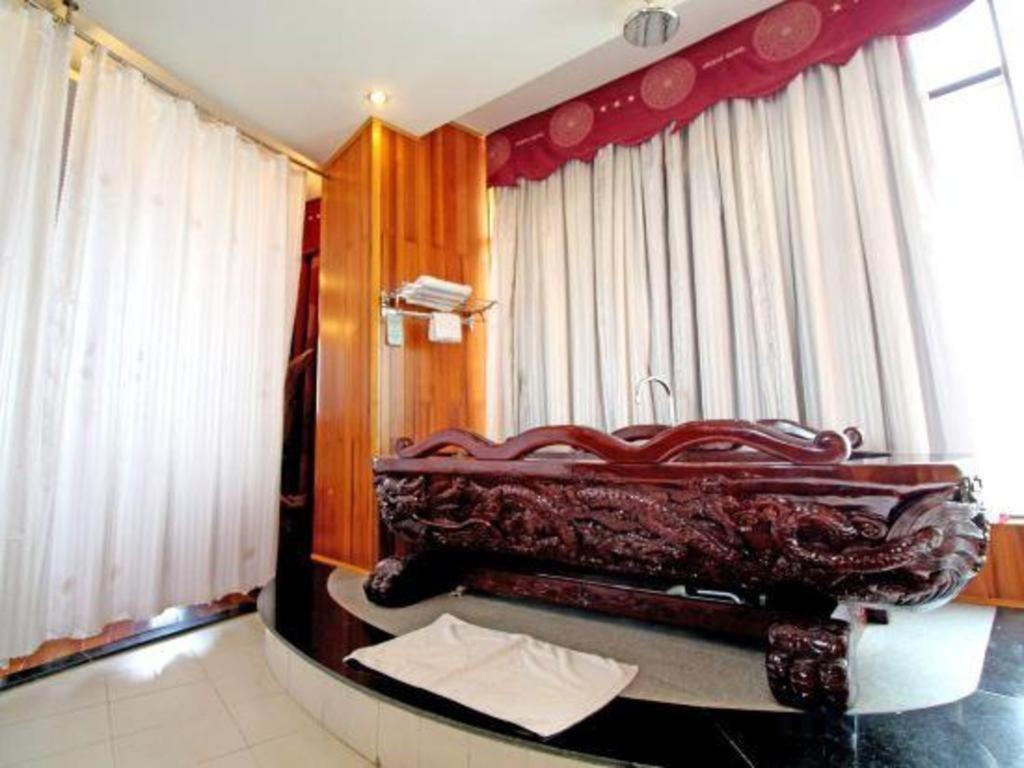 Orient Hotel Danang Exterior photo